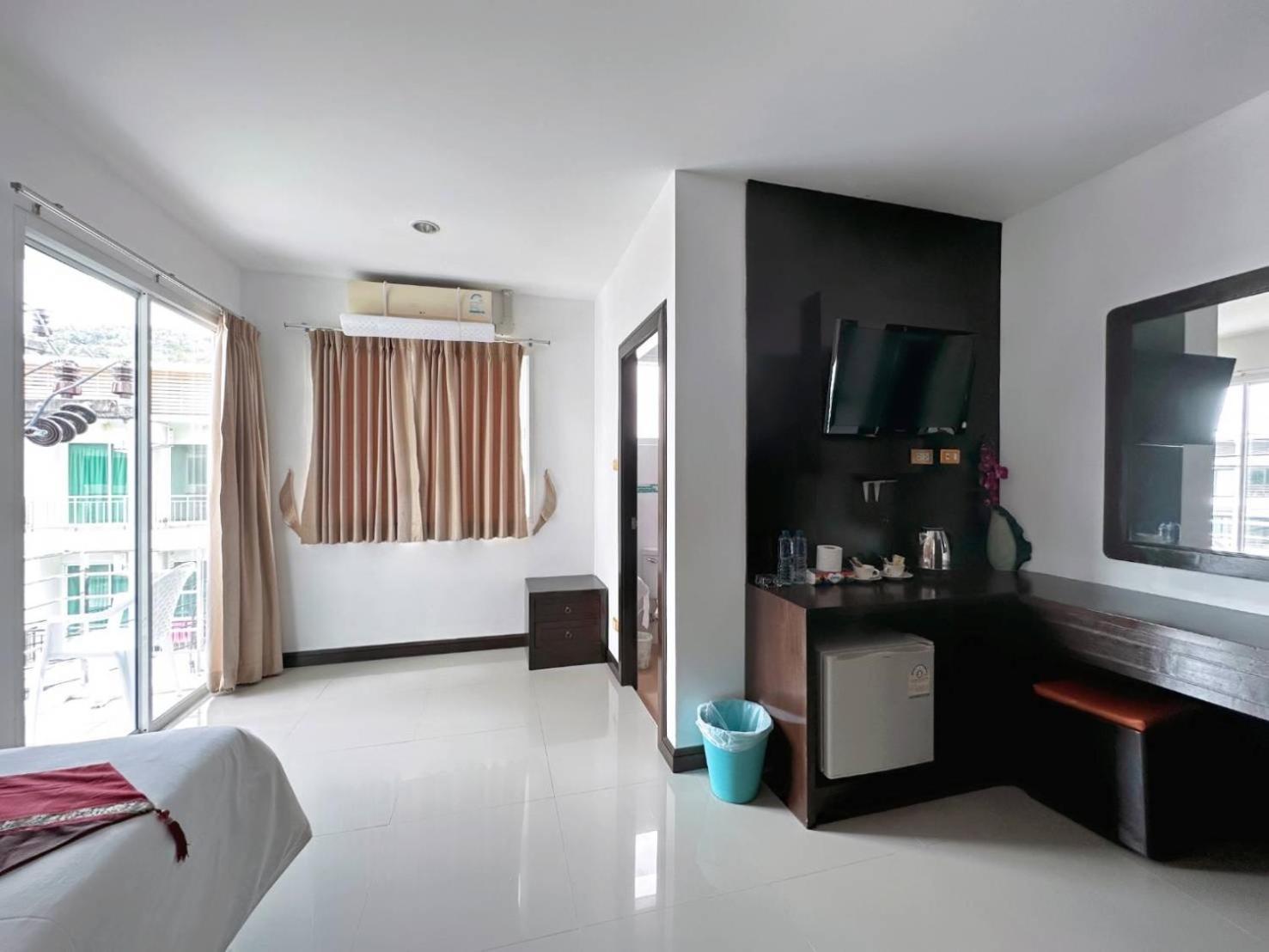 Abby'S House Hotel Patong Exterior photo