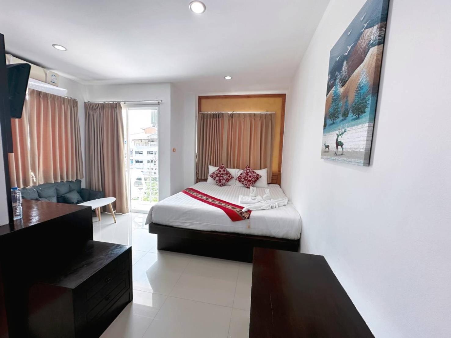 Abby'S House Hotel Patong Exterior photo